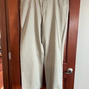 Izod Men's Classic Khaki Pants